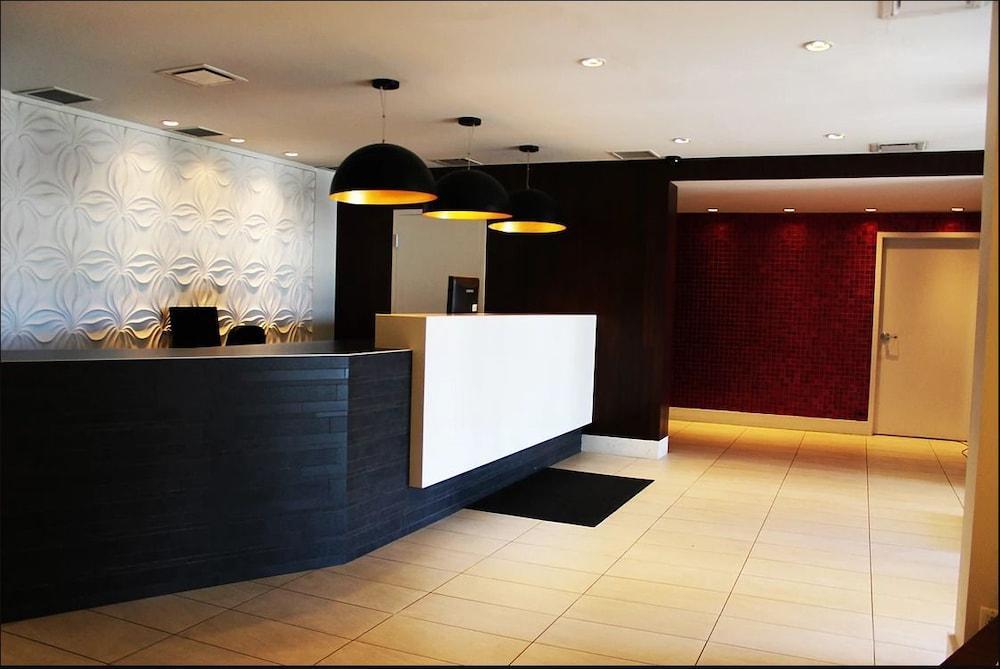 Motel Labarre 隆格伊 外观 照片
