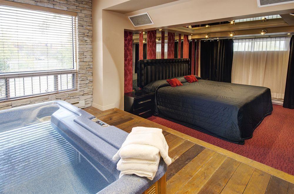 Motel Labarre 隆格伊 外观 照片