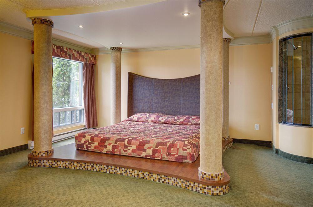 Motel Labarre 隆格伊 外观 照片