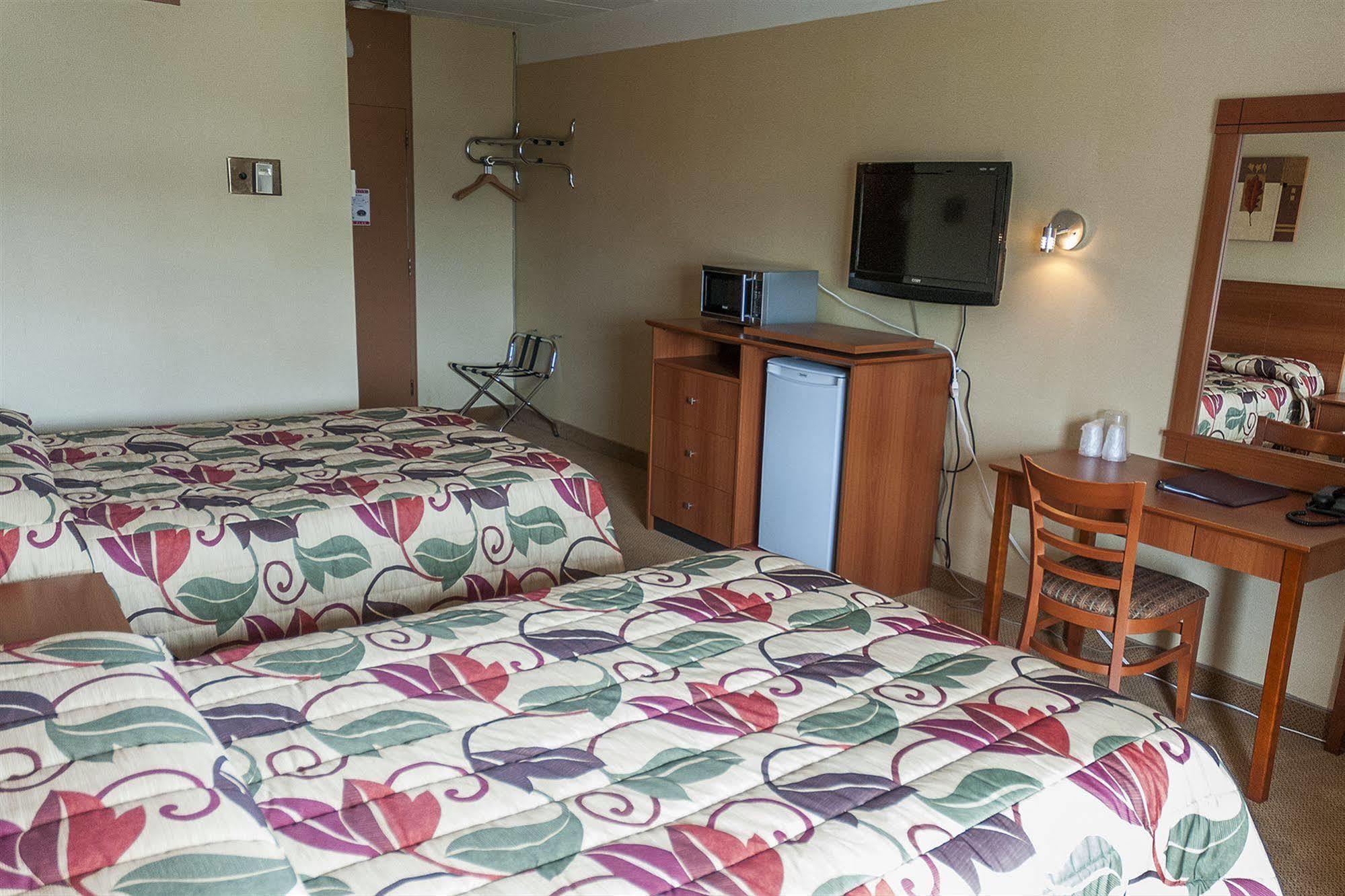 Motel Labarre 隆格伊 外观 照片