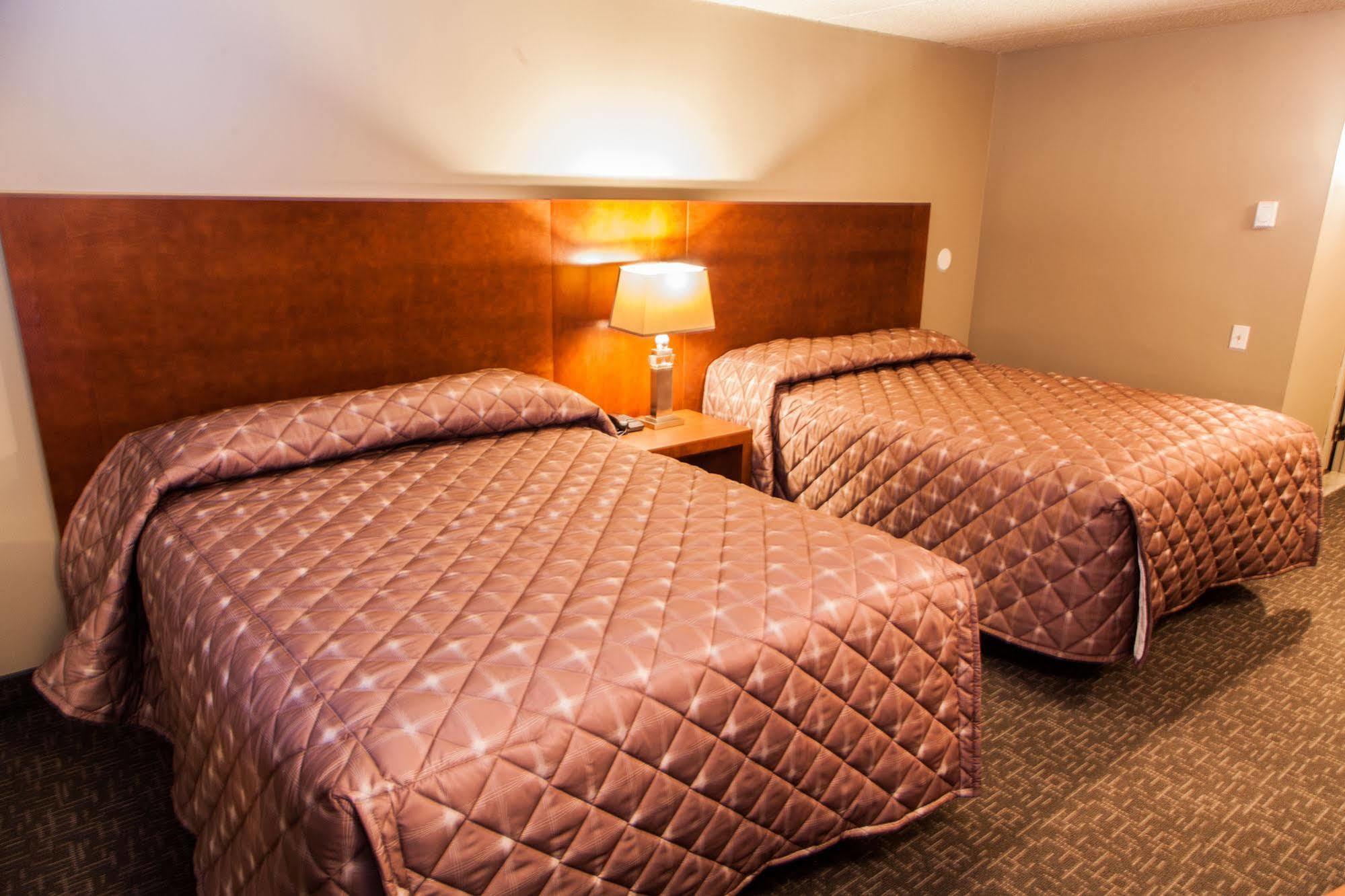 Motel Labarre 隆格伊 外观 照片