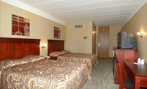 Motel Labarre 隆格伊 外观 照片